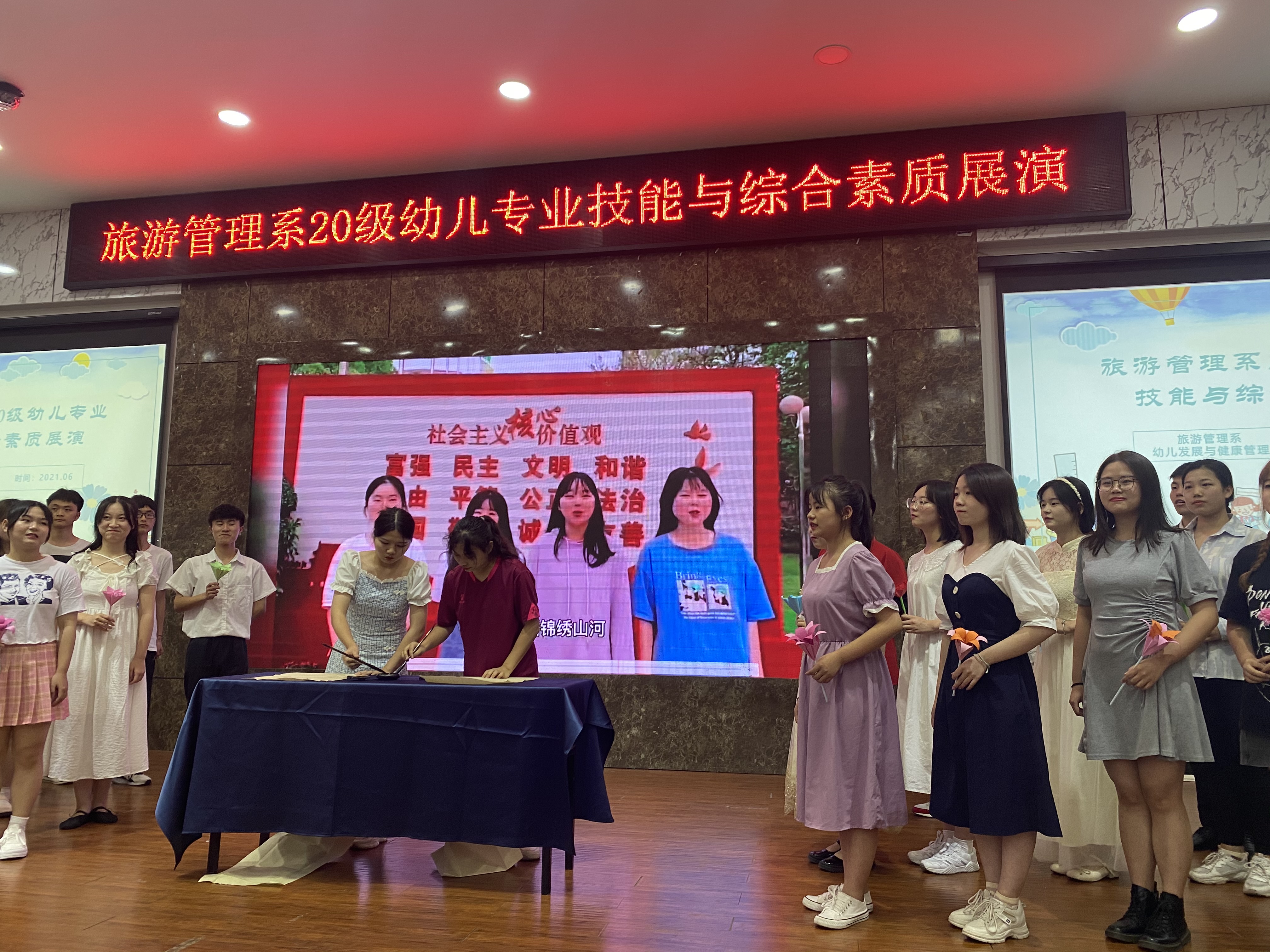 SGVIQJ7([(DC2{3R8G`E8O9.jpg SGVIQJ7([(DC2{3R8G`E8O9.jpg