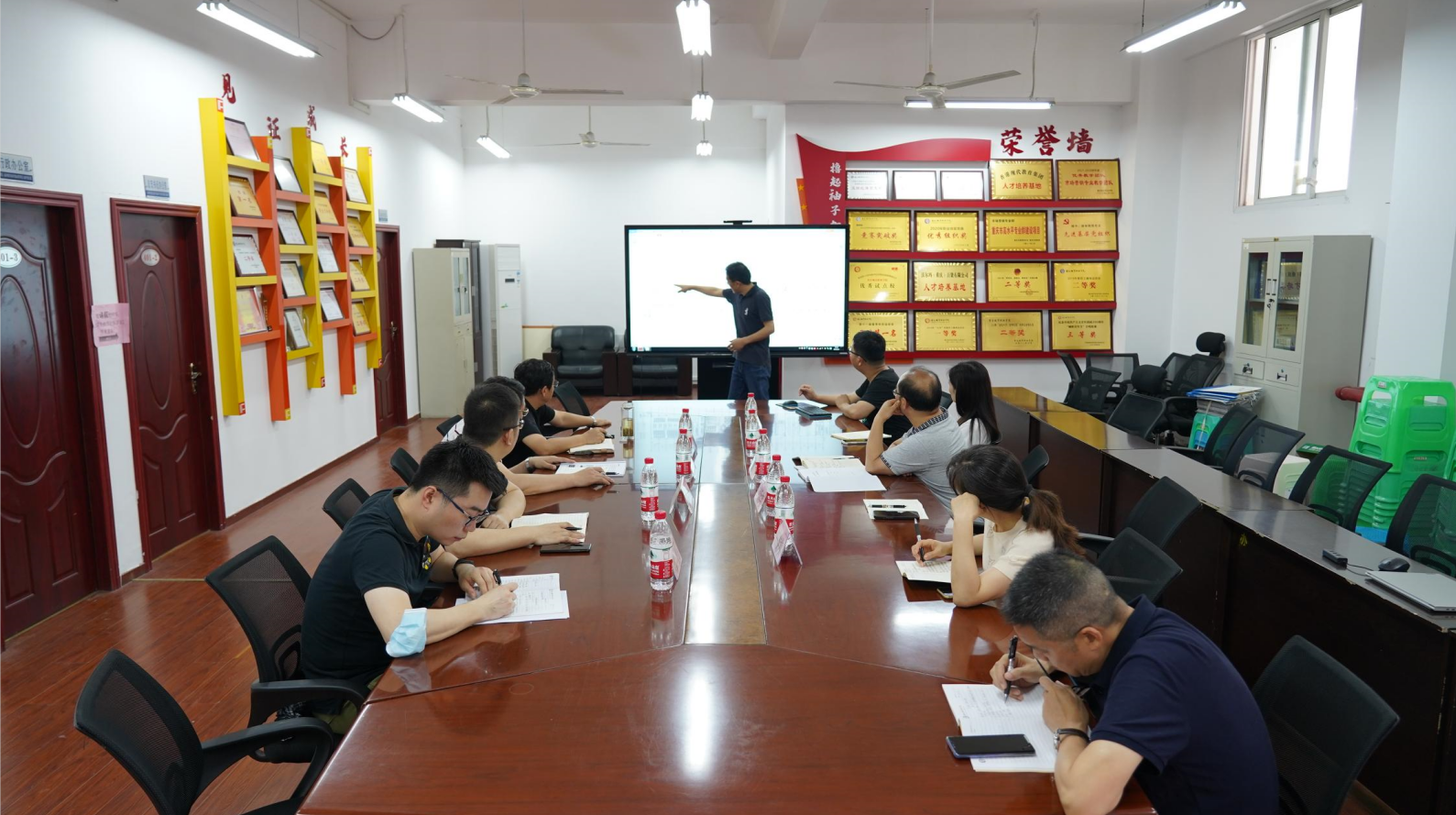 QQ截图20220602172847.png QQ截图20220602172847.png