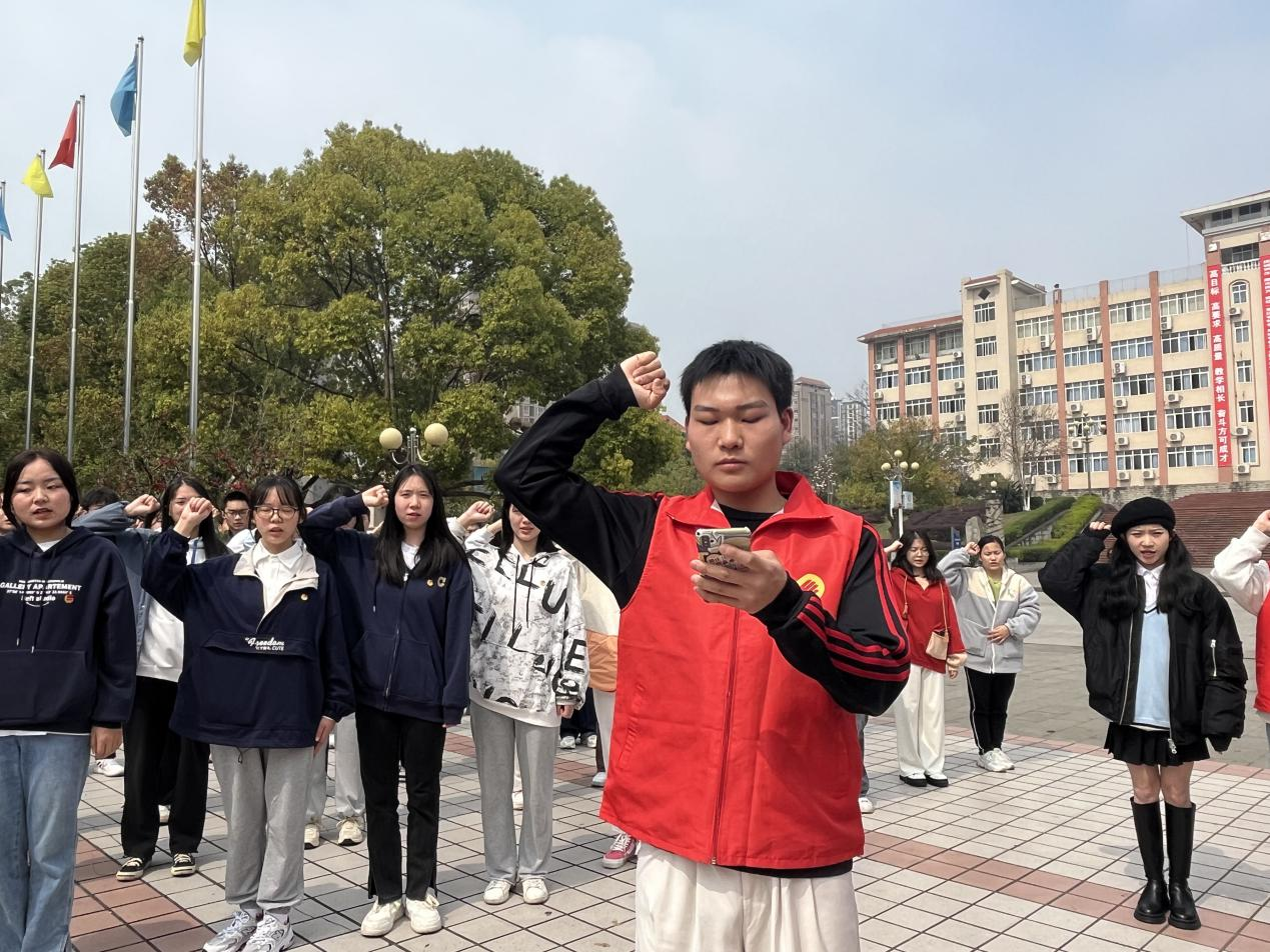 图片 4.png 图片 4.png