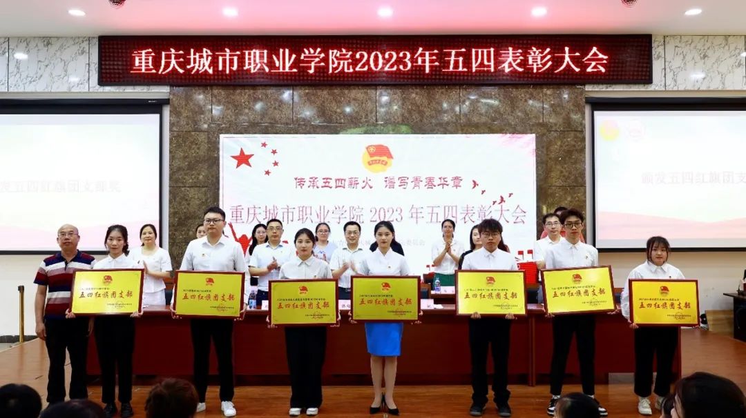 c48175a56e2c7f9613eb27af03af4639.jpg c48175a56e2c7f9613eb27af03af4639.jpg