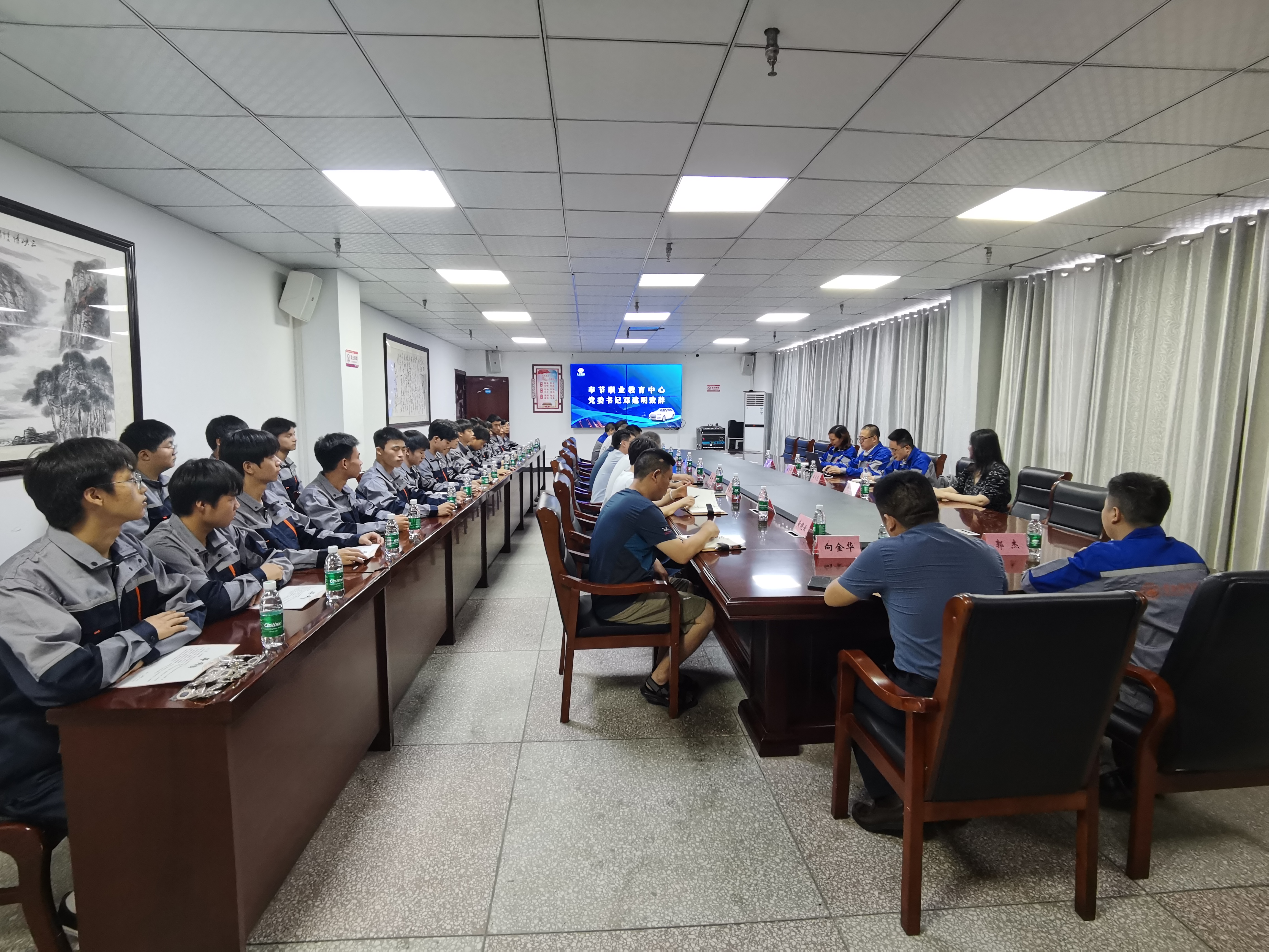 ebbc0f3e634e951a0144e0c0708fda1d_.jpg ebbc0f3e634e951a0144e0c0708fda1d_.jpg