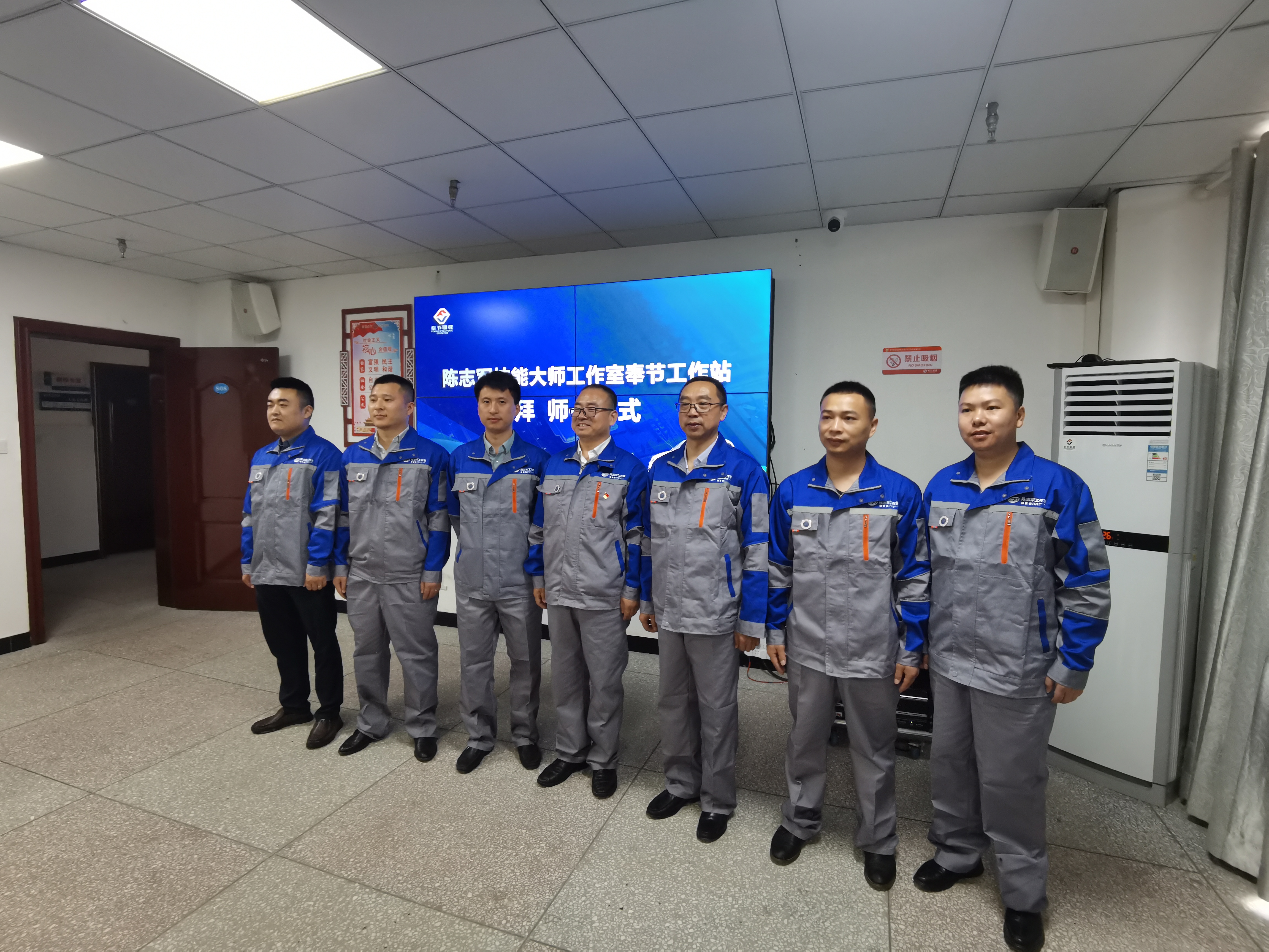 b085a9d79b2bb6e2e6c9fe8d58ade344_.jpg b085a9d79b2bb6e2e6c9fe8d58ade344_.jpg