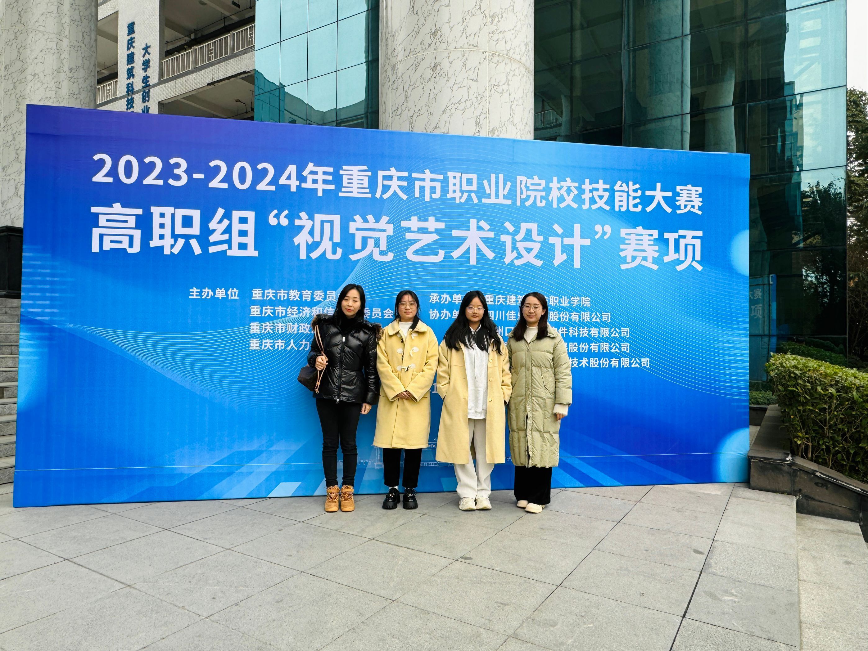 ~N}L1E_SUG6A7KR)0A0TSTB.jpg ~N}L1E_SUG6A7KR)0A0TSTB.jpg