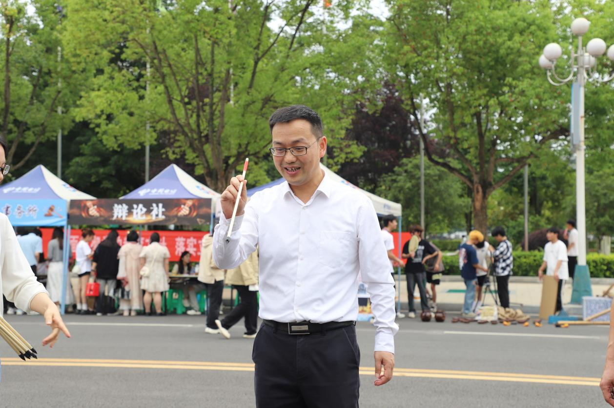 图片 7.png 图片 7.png